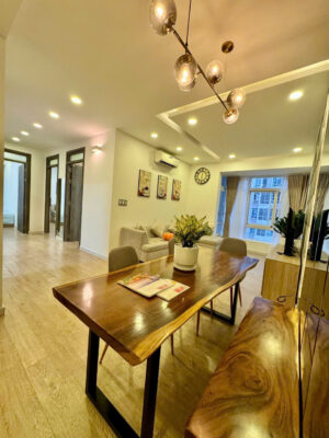 Cho thuê CH Sky 3 3pn 2wc lầu 8, view thoáng, giá 23tr/ tháng Cho thuê căn hộ gần trường Rmit Quận 7 (73)