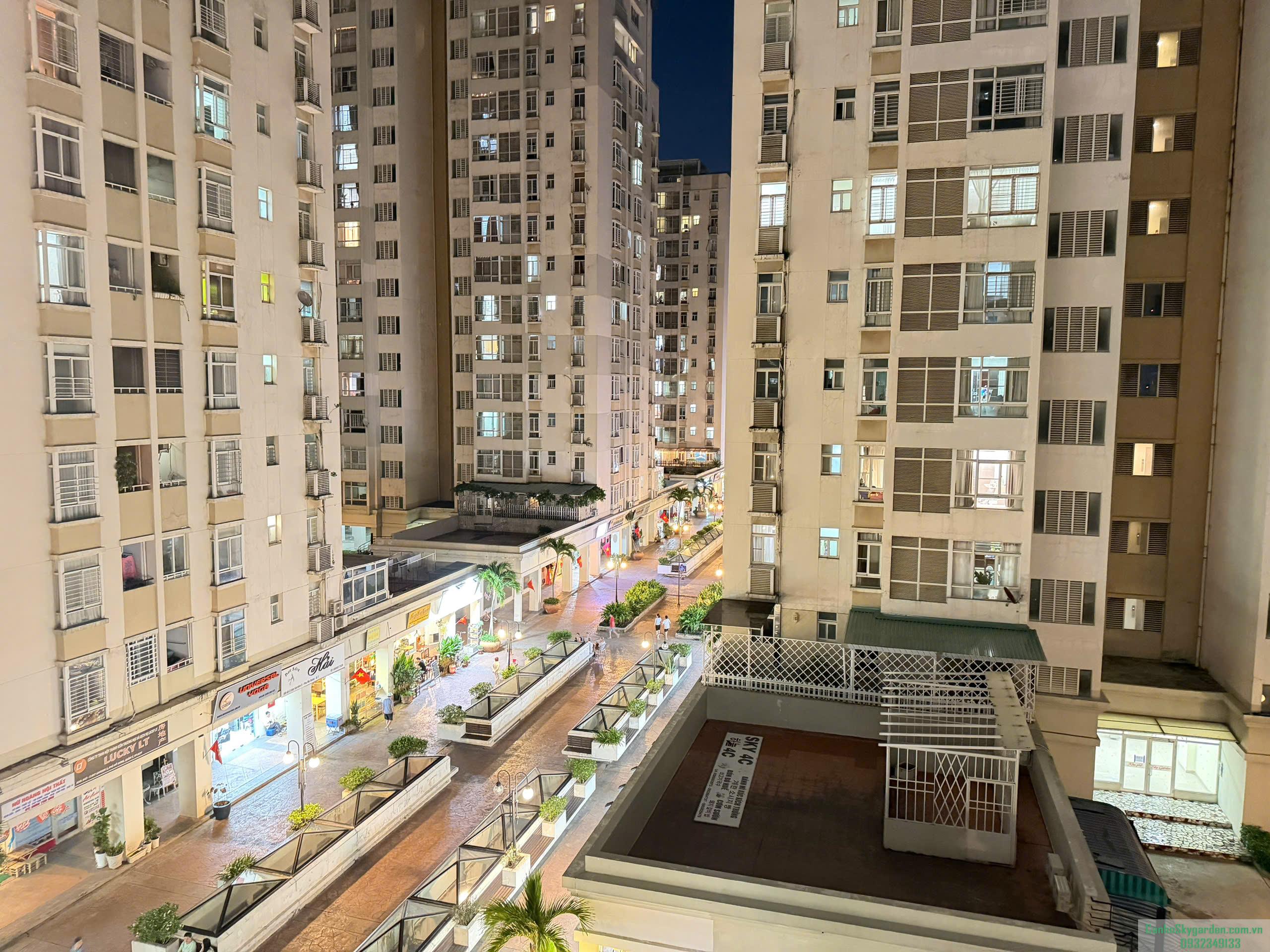 Bán căn hộ 68m2 Sky 3 2PN 2WC lầu 17 view thoáng giá 5ty4 Bán (11)