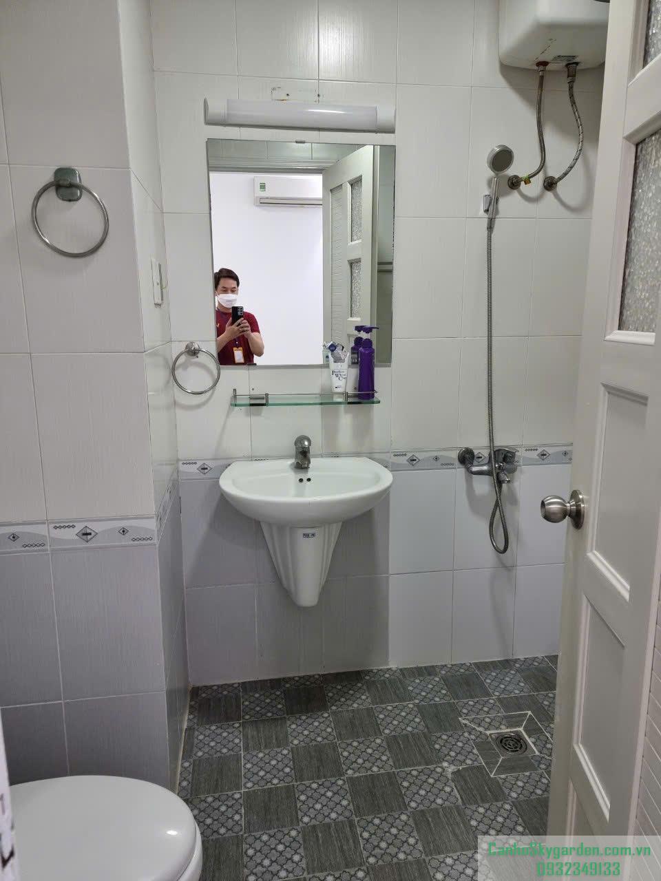 Bán căn hộ 68m2 Sky 3 2PN 2WC lầu 17 view thoáng giá 5ty4 Bán (13)