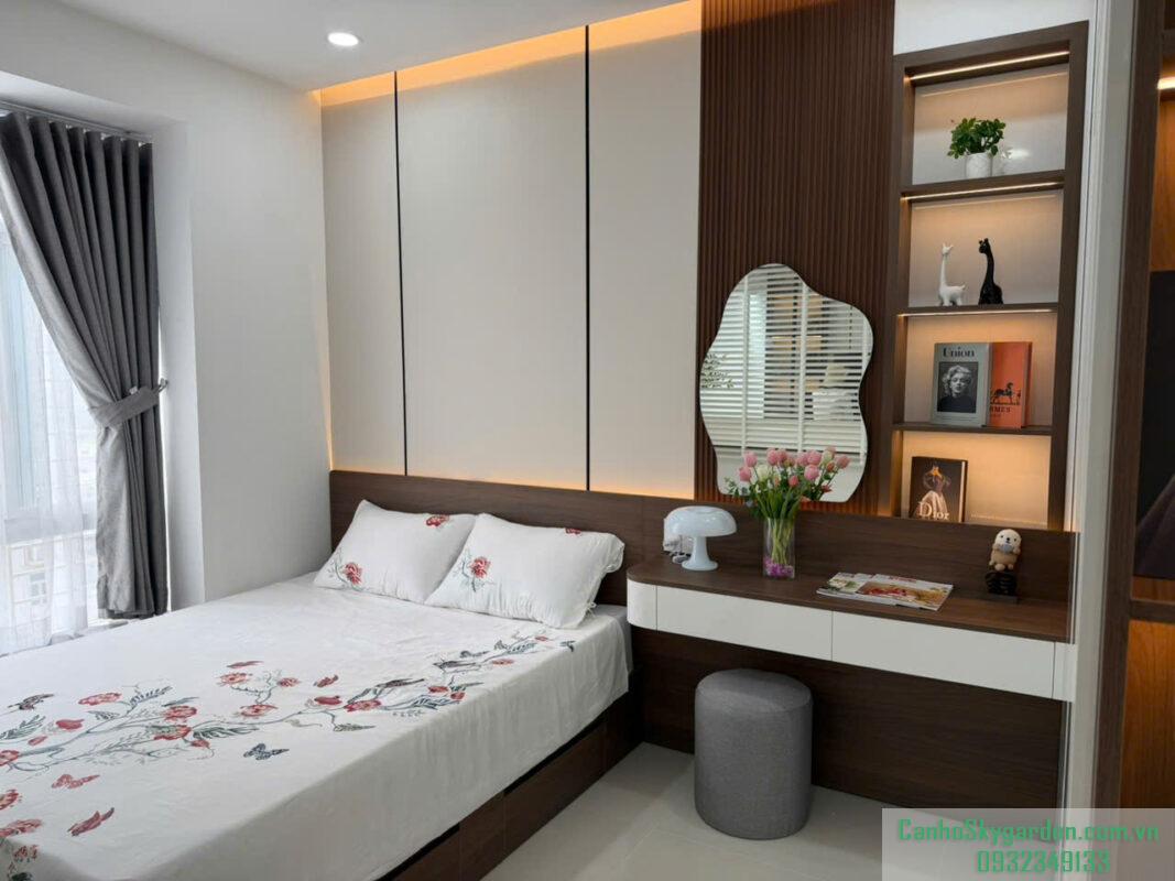 BÁN CĂN HỘ SÂN VƯỜN SKY GARDEN 2 -3PN 2WC HƯỚNG ĐÔNG NAM .NHÀ TRỐNG XEM NHÀ DỄ Bán (52)