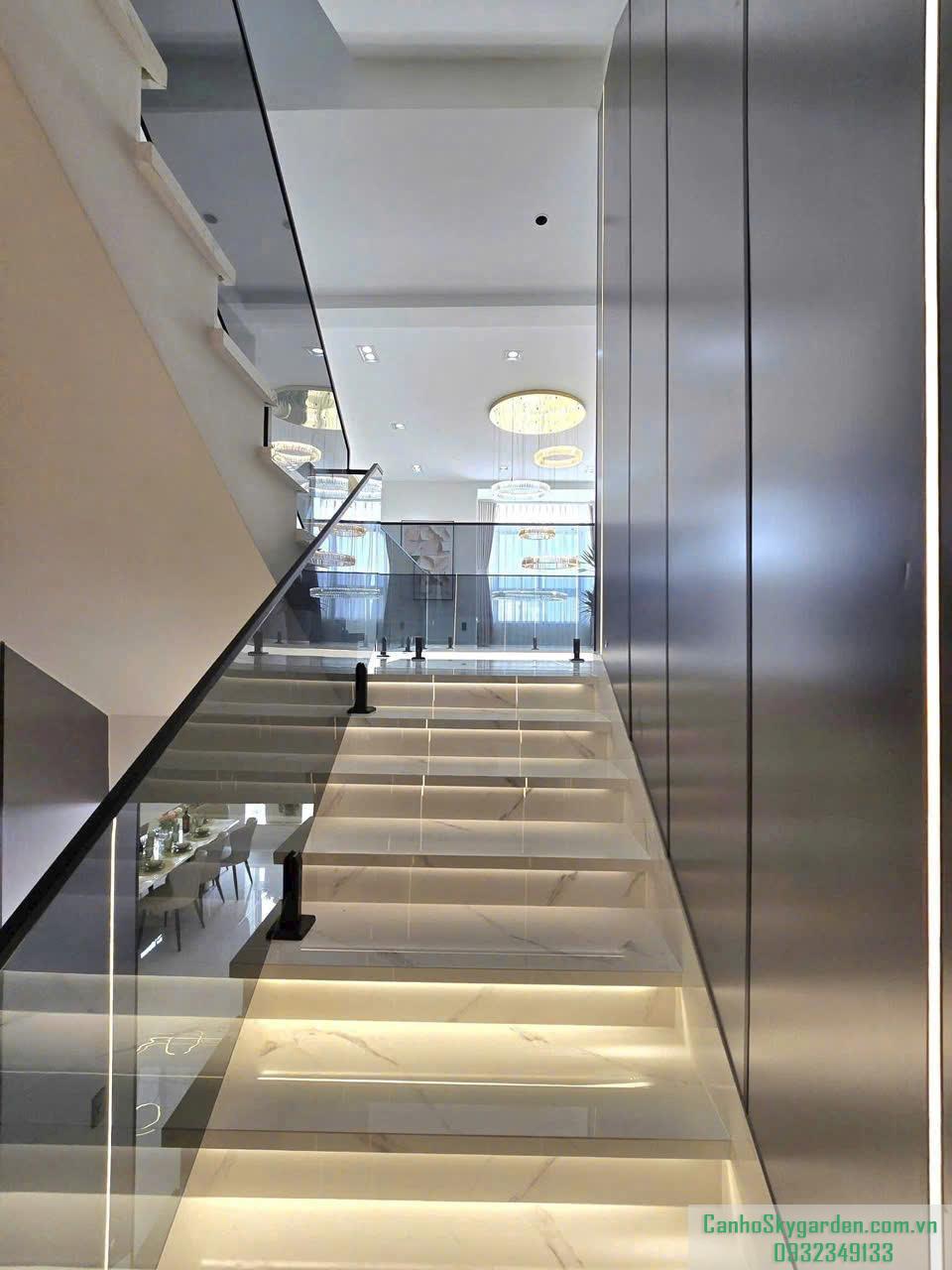 BÁN CĂN HỘ SÂN VƯỜN SKY GARDEN 2 -3PN 2WC HƯỚNG ĐÔNG NAM .NHÀ TRỐNG XEM NHÀ DỄ Bán (65)