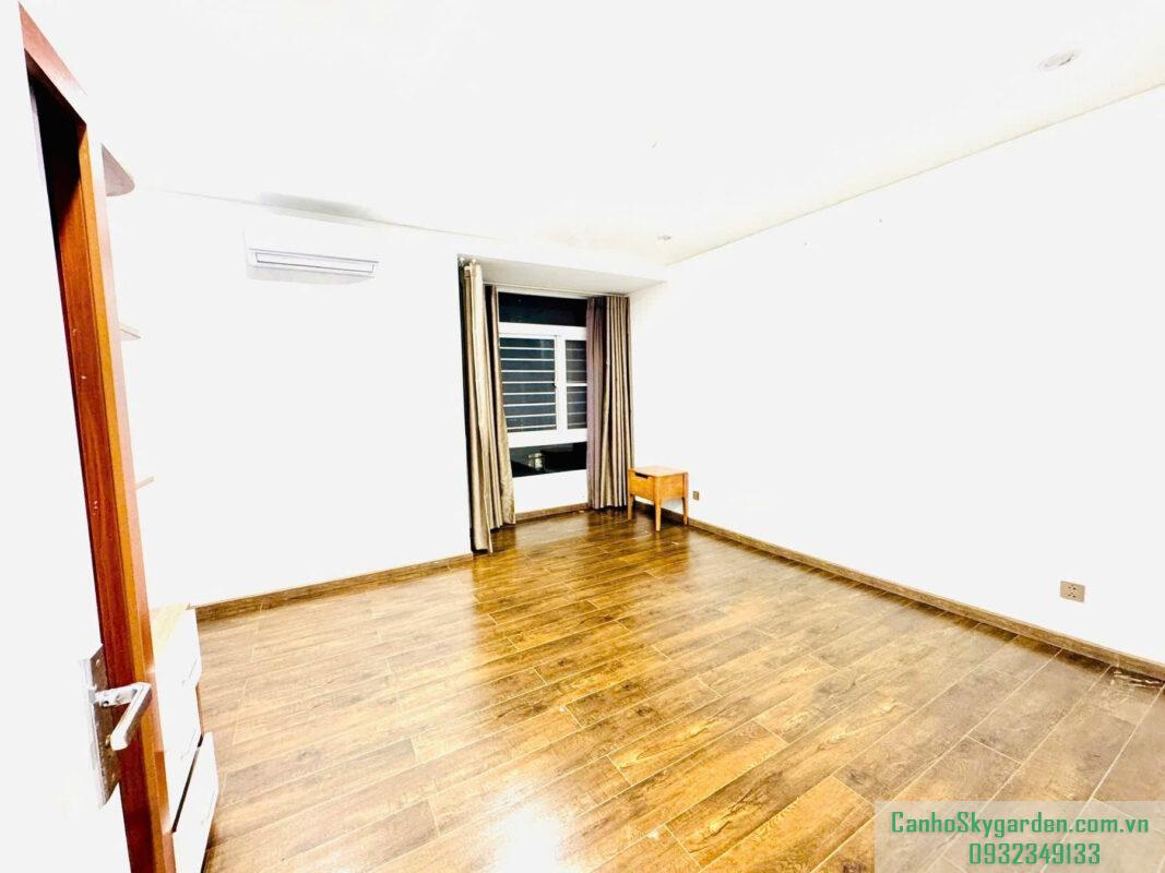 Cần bán căn Sky Garden 3, DT 57m2 - 2 phòng ngủ đầy đủ nội thất. Giá đầu tư rẻ nhất thị trường Bán (78)