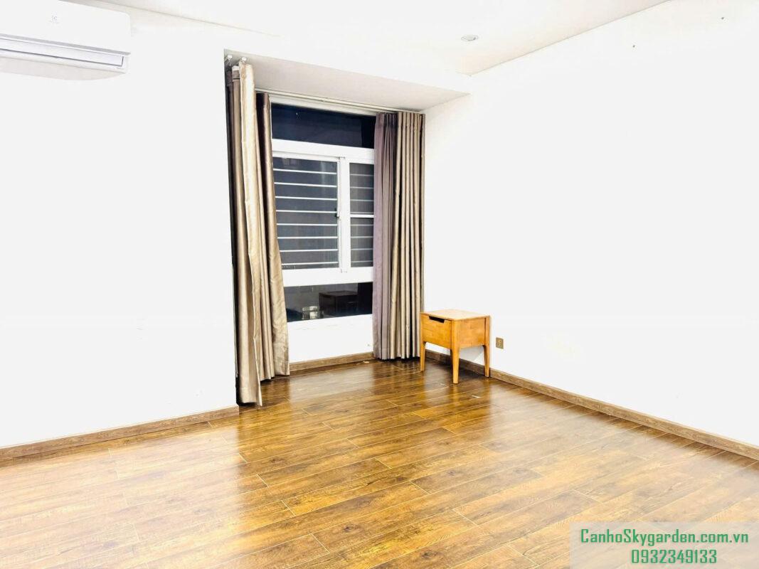 Cần bán căn Sky Garden 3, DT 57m2 - 2 phòng ngủ đầy đủ nội thất. Giá đầu tư rẻ nhất thị trường Bán (79)