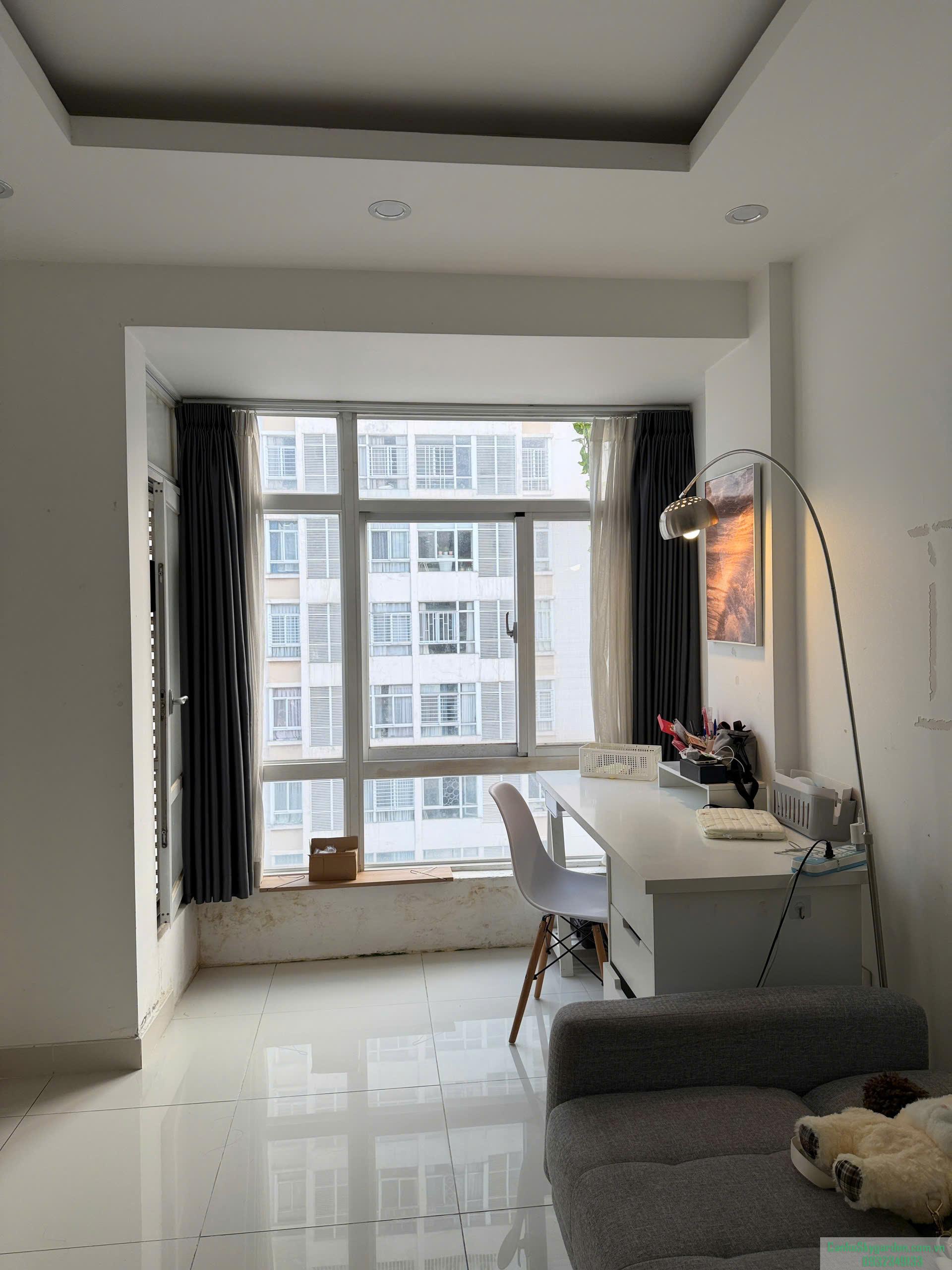 Cần bán căn Sky Garden 3, DT 57m2 - 2 phòng ngủ đầy đủ nội thất. Giá đầu tư rẻ nhất thị trường Bán (76)