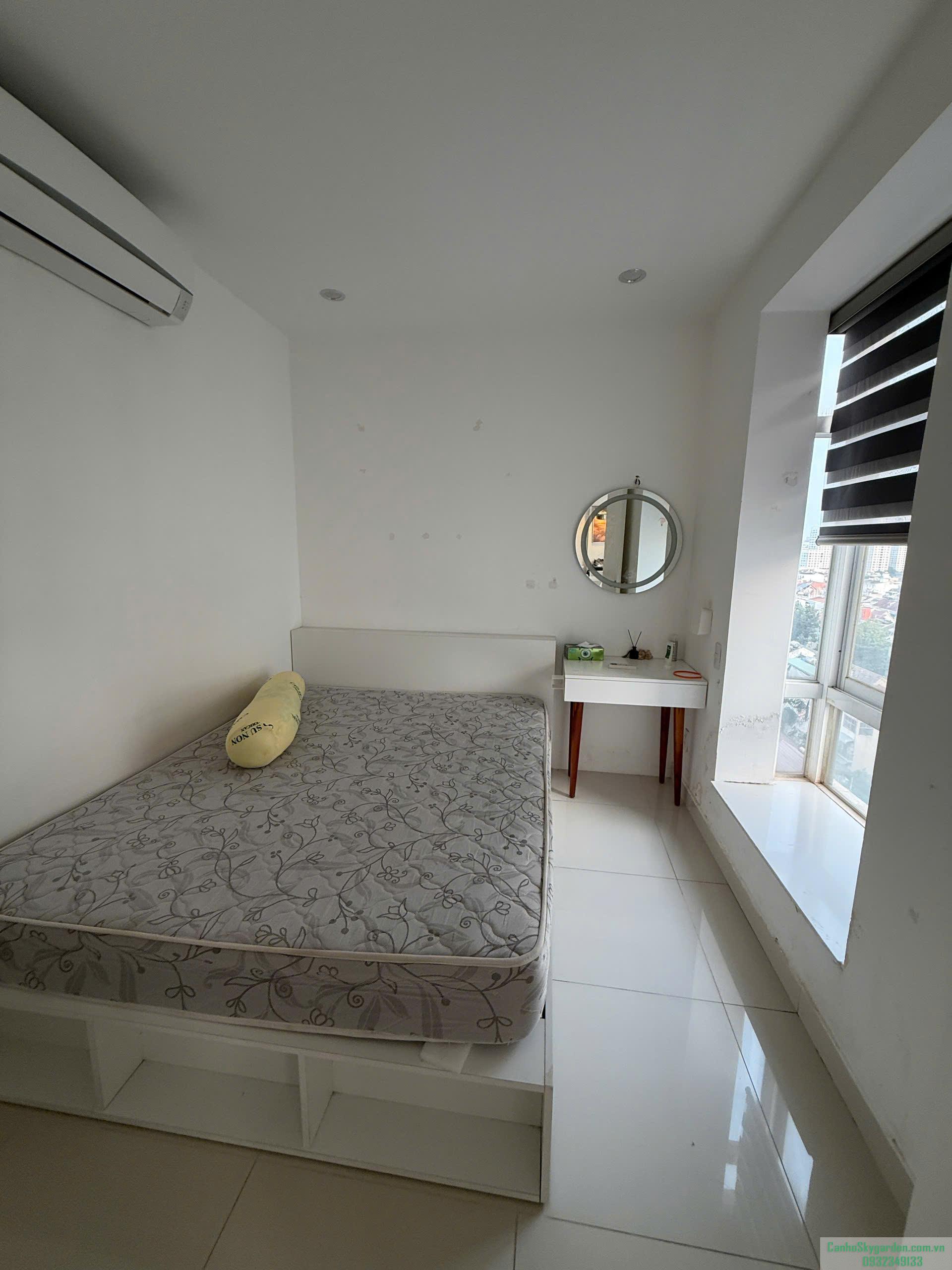 Cần bán căn Sky Garden 3, DT 57m2 - 2 phòng ngủ đầy đủ nội thất. Giá đầu tư rẻ nhất thị trường Bán (78)