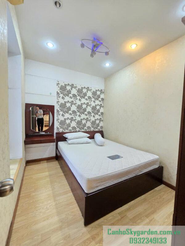 Căn hộ Sky Garden 2 81m2, 2 phòng ngủ, 2 toilets - full nội thất giá 13 triệu/tháng -nhà mới đẹp Cho Thuê (35)