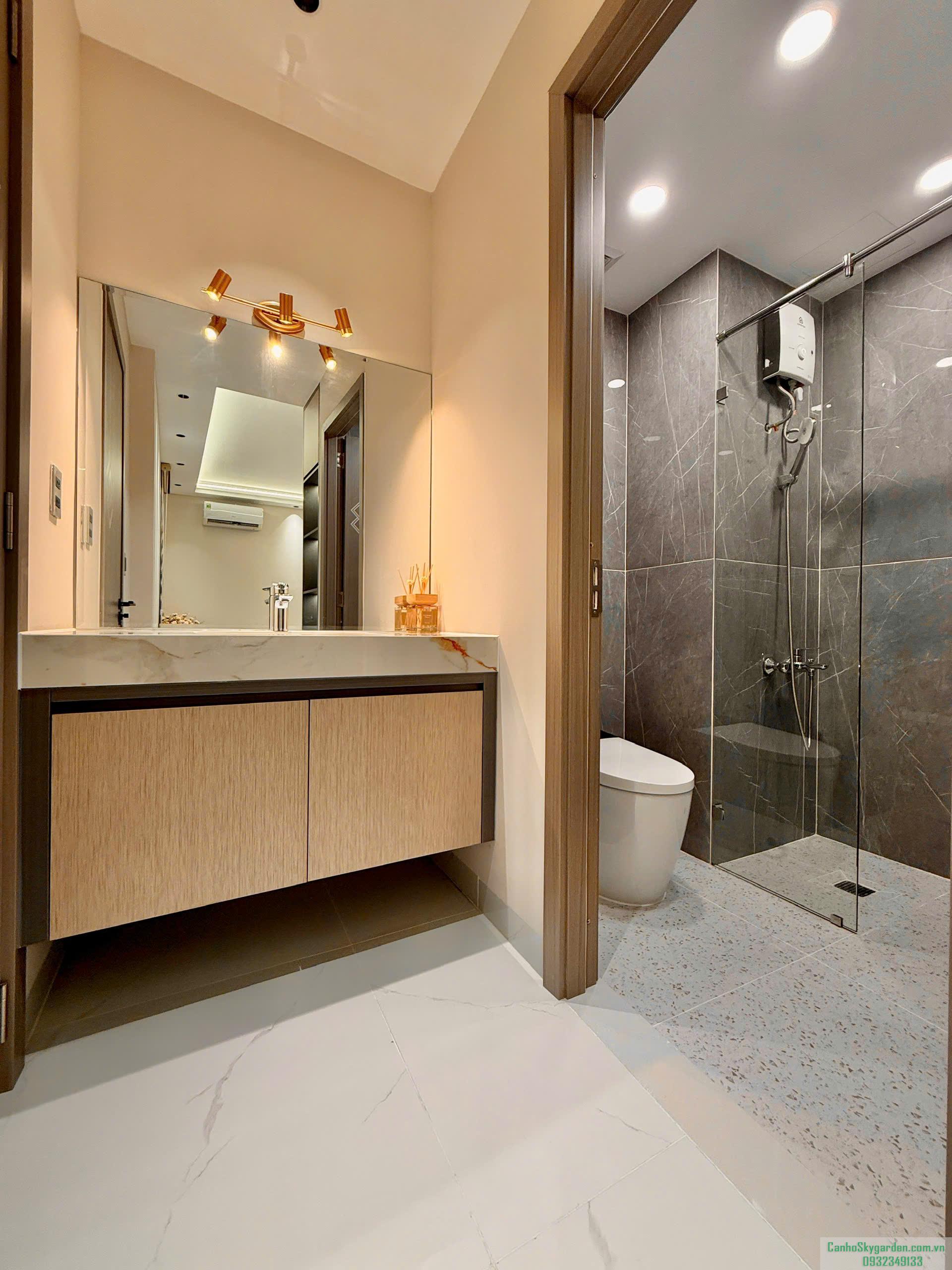 BÁN CĂN HỘ CHUNG CƯ SKY GARDEN 3, THIẾT KẾ 3PN, 2WC VỚI 72M2, NHÀ ĐẸP MỚI 100% Bán (11)