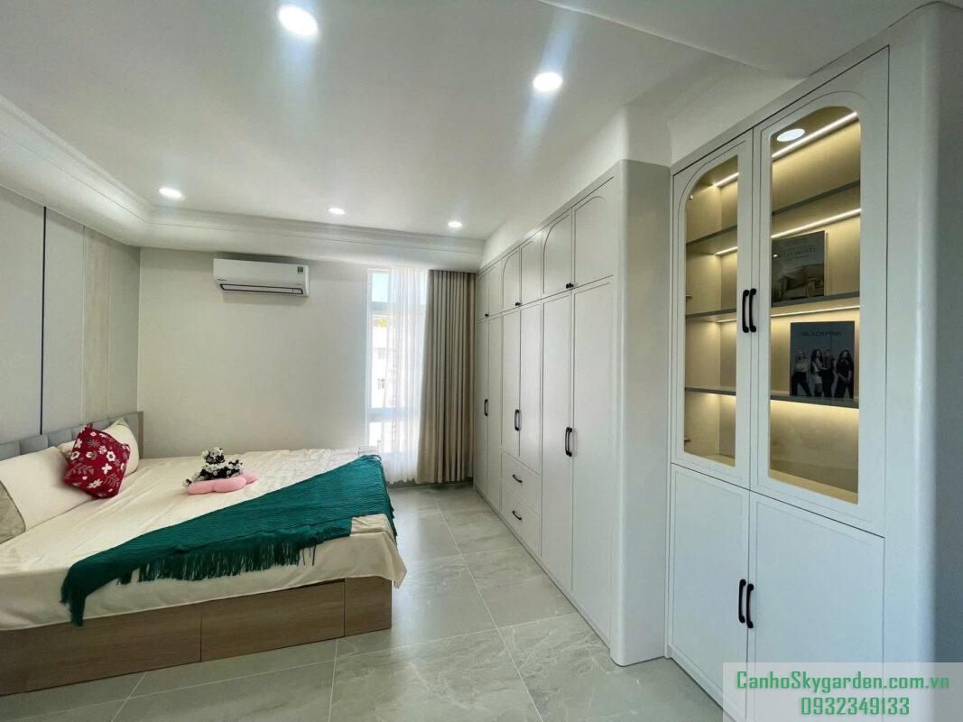 CẦN BÁN DUPLEX SKY GARDEN1. CĂN GÓC. TỔNG DT ~168M2. TK 4PN & 4WC. NỘI THẤT CAO CẤP Bán (13)