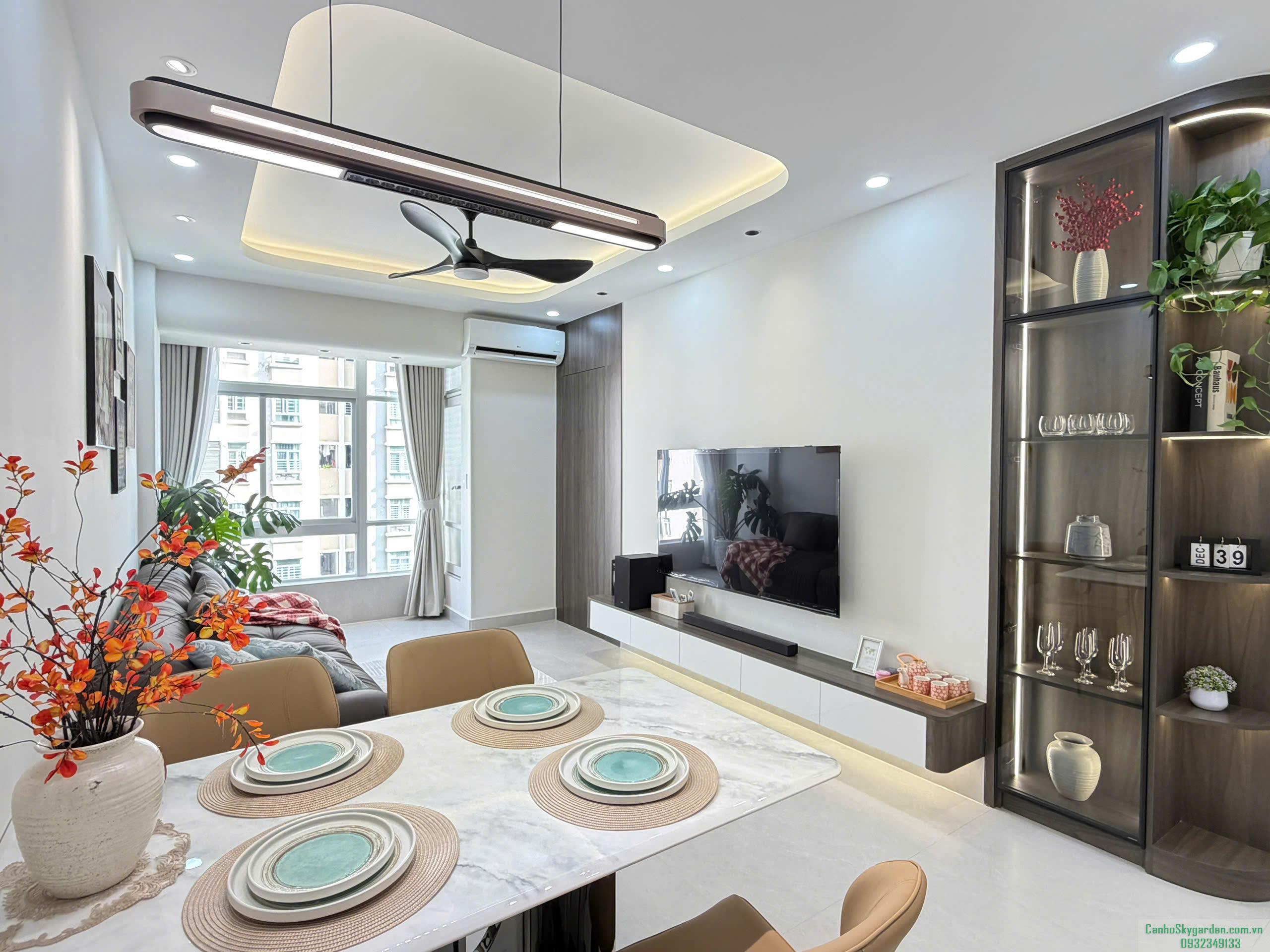 BÁN CĂN HỘ SKY GARDEN 3 – PHÚ MỸ HƯNG • Block ven sông lầu cao view hướng Nam thoáng mát, nhiều ánh sáng tự nhiên. Nội thất cao cấp – mới 100% vừa decor chưa qua sử dụng. Bán (29)