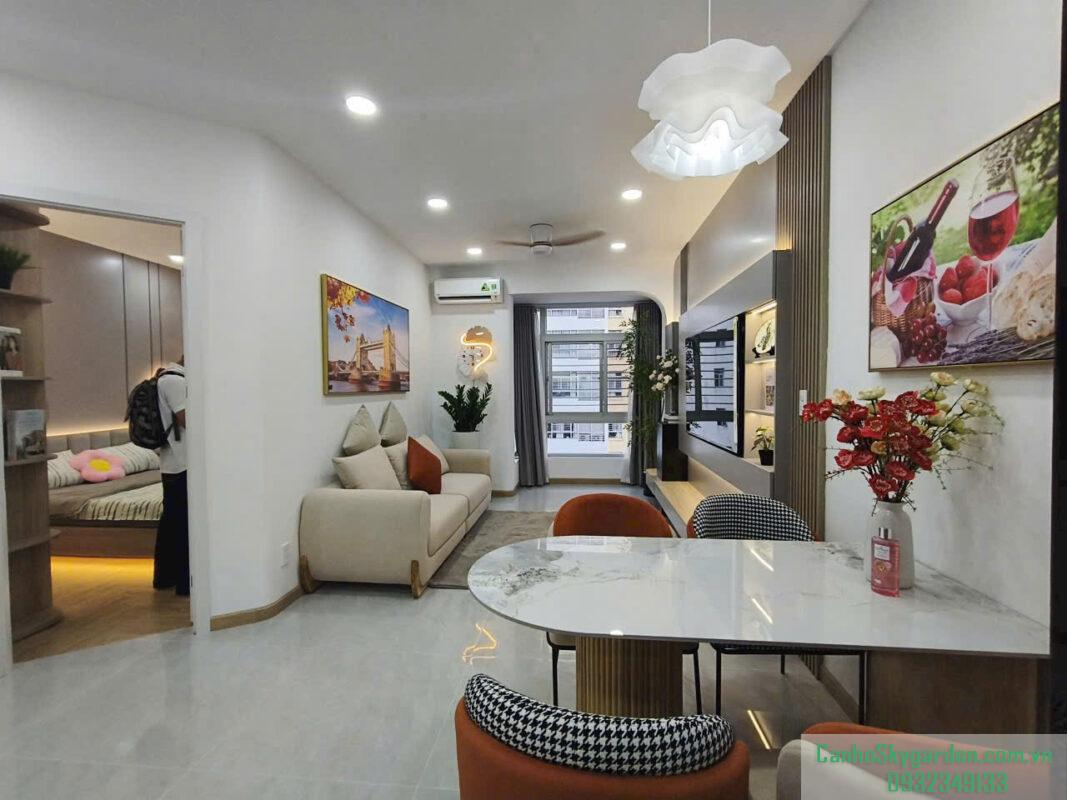 Bán siêu phẩm Penthouse Sky Garden 2.5 ngủ, 4wc, 2 ban công lớn, 1 sân thượng 7 máy lạnh, máy giặt, máy rửa chén, lò vi sóng, lò nướng, bếp từ, tủ lạnh, hệ thống nước nóng năng lượng mặt trời. Bán (7)
