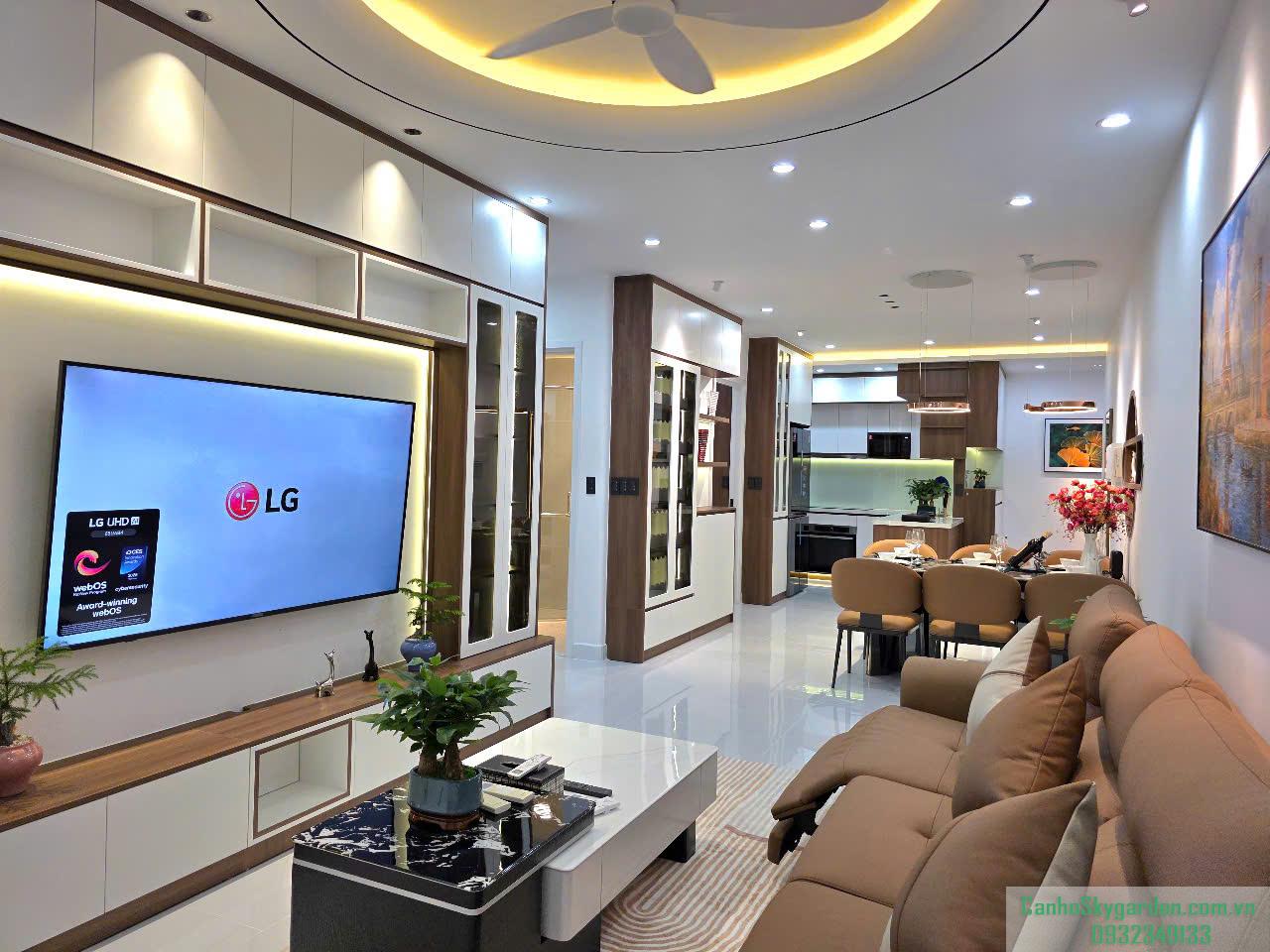 Bán căn góc Sky Garden 2 - Phú Mỹ Hưng Diện tích: 89 m Nhà full nội thất đẹp, xịn mới 100% Lầu cao, view xem bắn pháo bông Sổ hồng sở hữu lâu dài Xem nhà 24/7 Bán (1)