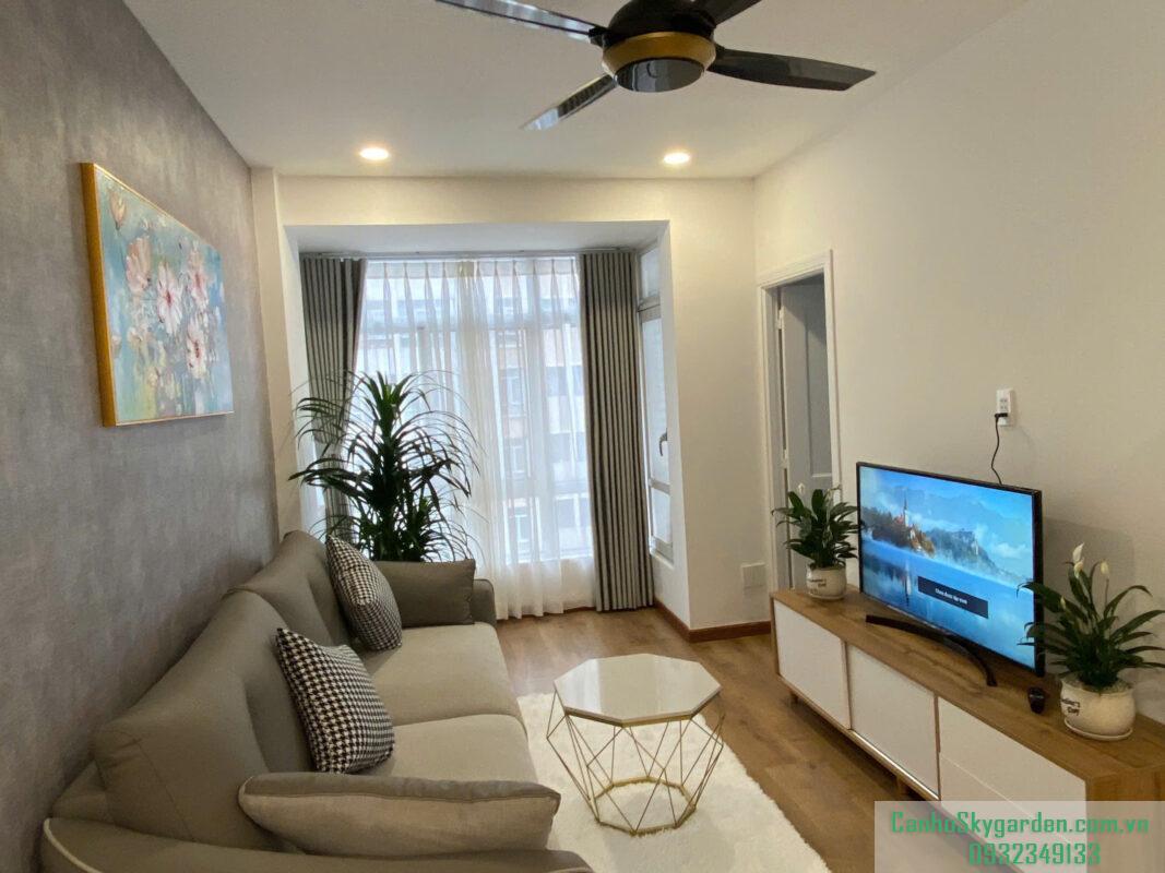 Chủ nhà cần tiền bán nhanh, bán rẻ. Bán căn hộ Sky Garden 3.Thiết kế: 2 phòng ngủ, 1 wc Nhà full nội thất đẹp, xịn Bán (9)