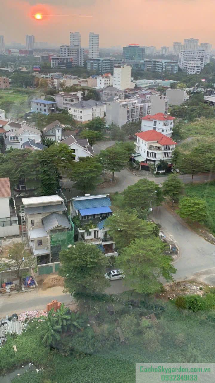 Cho thuê Penthouse Sky Garden 3, PMH . 4 phòng ngủ, 3 wc Nhà full nội thất đẹp Căn góc 2 sân thoáng mát Cho Thuê (37)